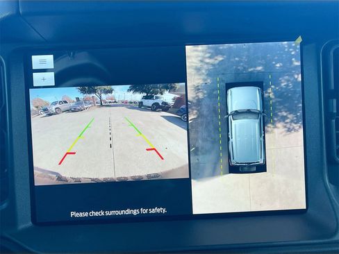 Used 2024 Ford Bronco Badlands image 14