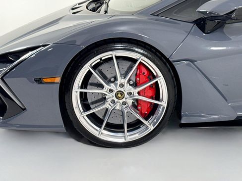 Used 2024 Lamborghini Revuelto AWD/4WD image 35