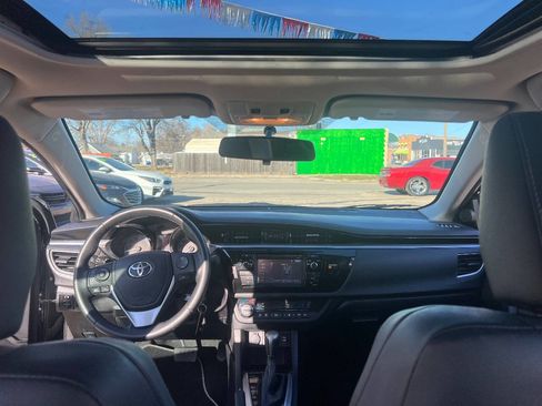 Used 2016 Toyota Corolla S image 20