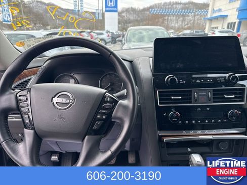 Used 2024 Nissan Armada SL w/ Captain's Chairs Package image 13