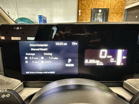 New 2025 Nissan Kicks SV w/ SV Premium Package image 10