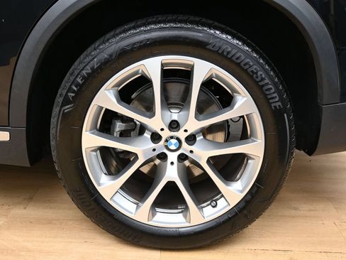 Used 2024 BMW X5 xDrive40i w/ Premium Package AWD/4WD image 20