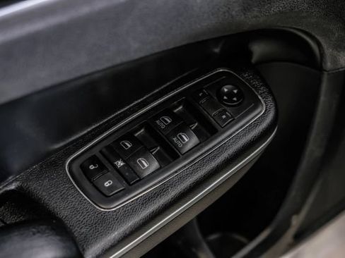 Used 2021 Chrysler 300 S RWD image 49