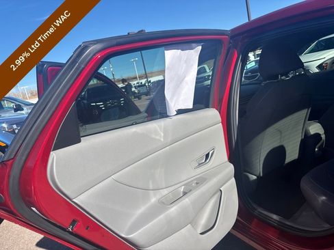 Certified 2024 Hyundai Elantra SEL w/ Convenience Package image 20