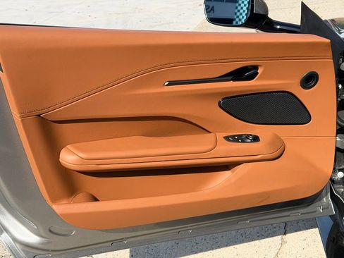 New 2026 Aston Martin V8 Vantage Convertible image 19