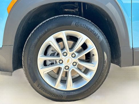 Used 2025 Chevrolet TrailBlazer LS w/ LS Convenience Package AWD/4WD image 28