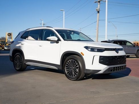 New 2026 Volkswagen Tiguan S image 8