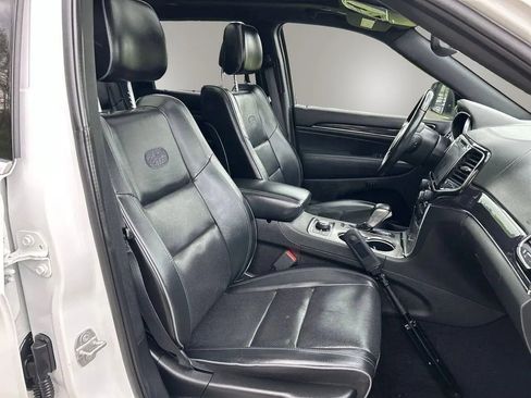 Used 2021 Jeep Grand Cherokee Overland AWD/4WD image 26