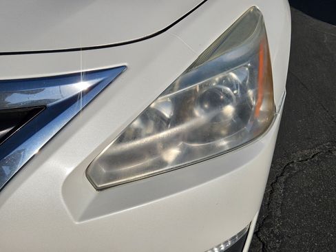 Used 2014 Nissan Altima 2.5 S w/ Display Audio Package FWD image 12