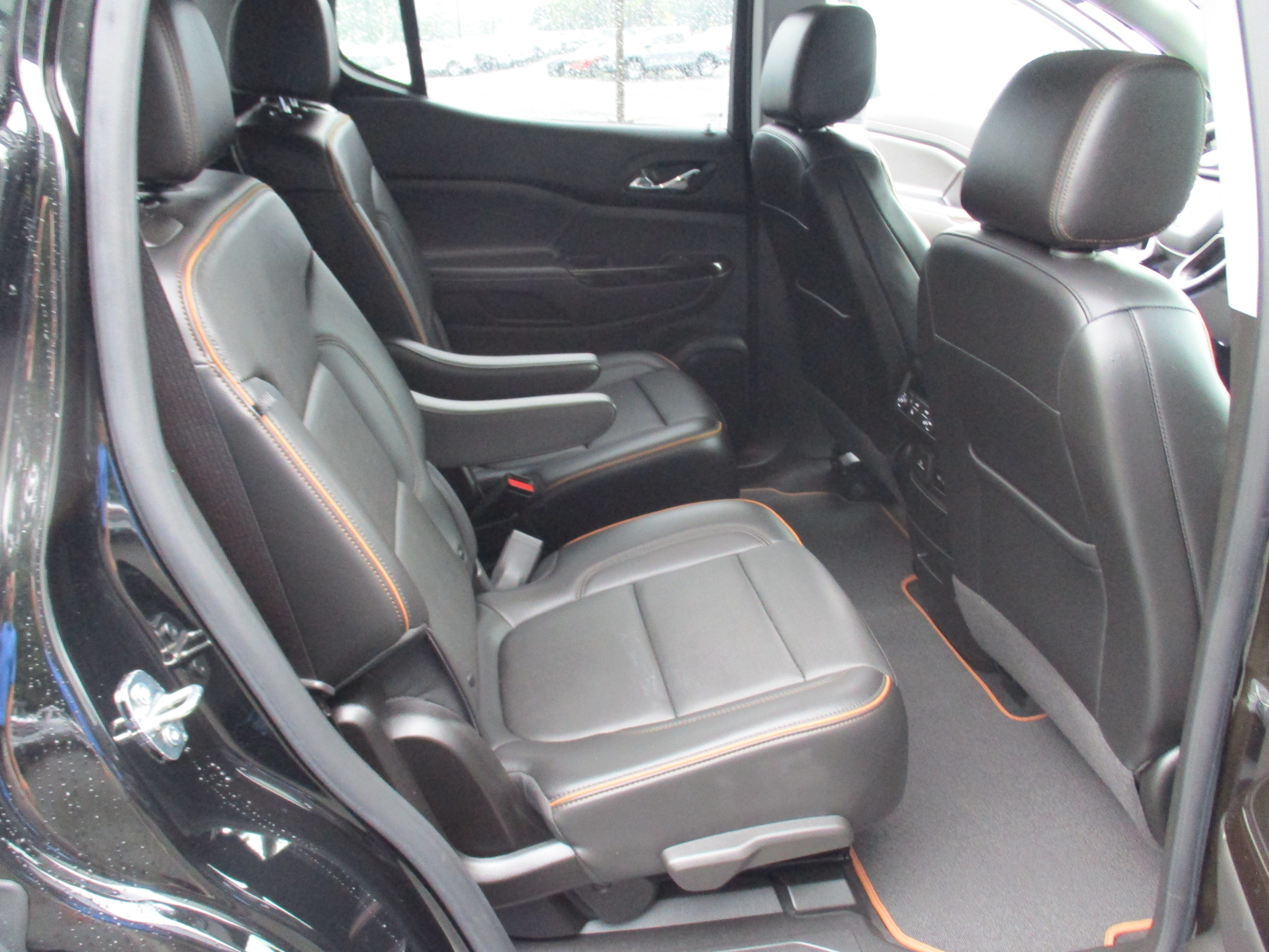 Certified 2023 GMC Acadia AT4 AWD/4WD image 14