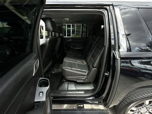 Used 2018 GMC Yukon XL Denali w/ Denali Ultimate Package image 28