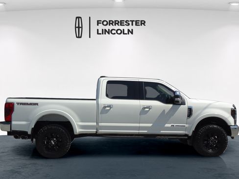 Used 2022 Ford F250 Lariat w/ Tremor Off-Road Package AWD/4WD image 2