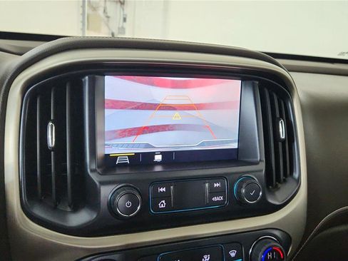 Used 2022 GMC Canyon Denali AWD/4WD image 29