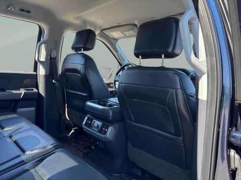 Used 2023 Ford F150 Lariat w/ FX4 Off-Road Package AWD/4WD image 43