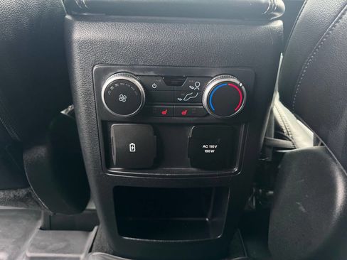 Used 2021 Ford Explorer ST image 33