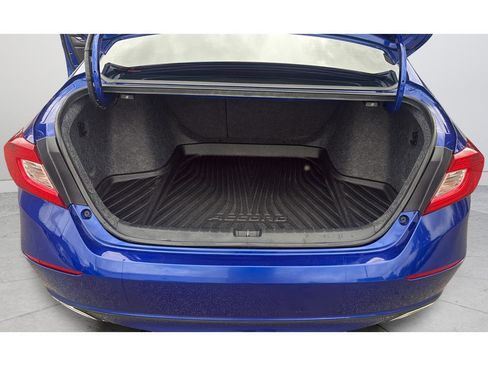 Used 2022 Honda Accord Sport image 18