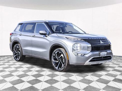 Used 2022 Mitsubishi Outlander SEL image 8