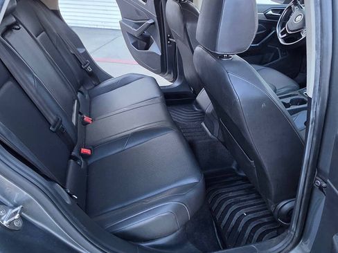 Used 2019 Volkswagen Jetta R-Line FWD image 18