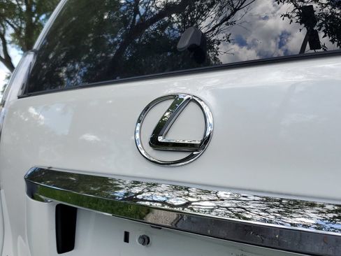 Used 2019 Lexus GX 460 Premium AWD/4WD image 6