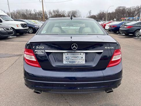 Used 2011 Mercedes-Benz C 300 4MATIC Sedan image 6