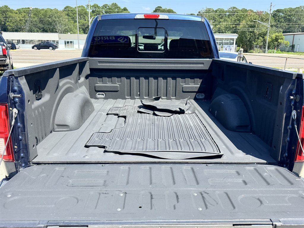 Used 2018 Ford F150 Lariat w/ Equipment Group 502A Luxury AWD/4WD image 7