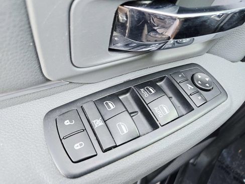 Used 2018 RAM 1500 Big Horn AWD/4WD image 34