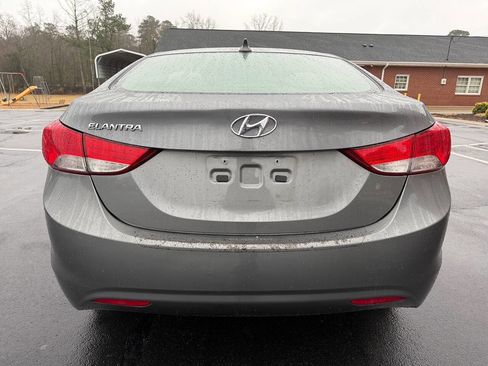 Used 2013 Hyundai Elantra GLS image 5