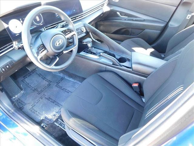 Used 2024 Hyundai Elantra SEL FWD image 16