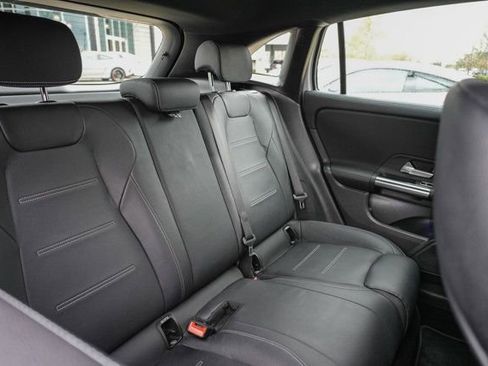 Certified 2022 Mercedes-Benz GLA 35 AMG 4MATIC image 31