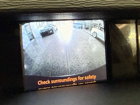 Used 2014 Toyota Sienna XLE AWD/4WD image 24