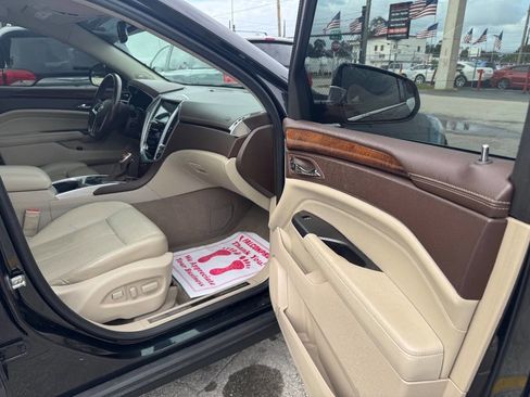 Used 2014 Cadillac SRX Luxury w/ Driver Awareness Package image 14