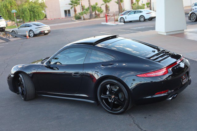Used 2015 Porsche 911 Carrera 4 AWD/4WD image 16