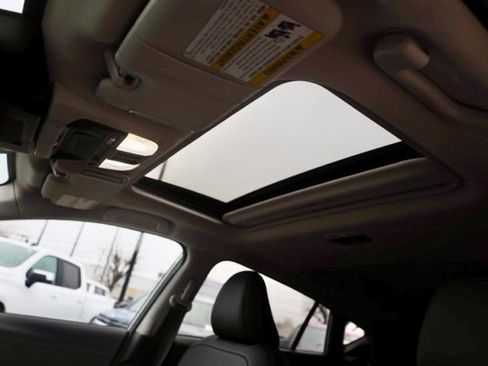 Used 2024 Subaru Crosstrek 2.5i Limited image 4