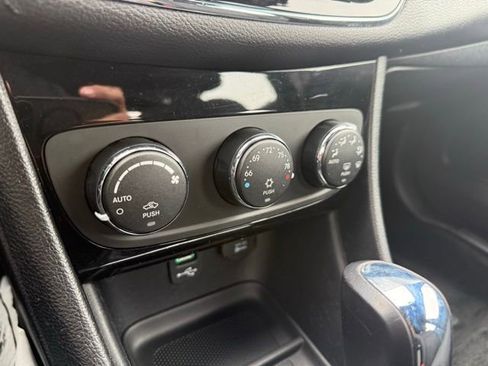 Used 2012 Chrysler 200 Touring w/ Cold Weather Group image 26