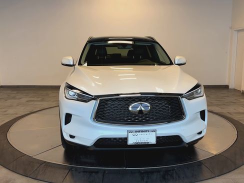 New 2025 INFINITI QX50 Luxe image 3