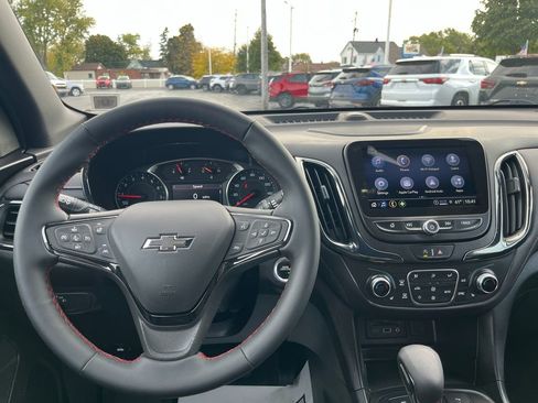 Certified 2024 Chevrolet Equinox RS w/ RS Leather Package AWD/4WD image 3