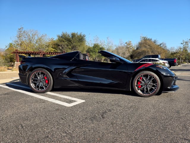 Used 2025 Chevrolet Corvette Stingray Preferred Conv w/ Z51 Performance Package RWD image 6