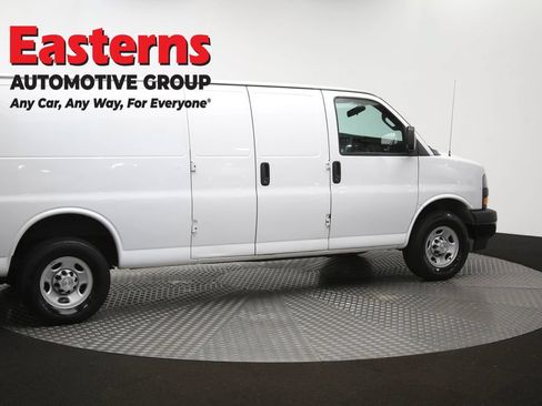 Used 2019 Chevrolet Express 2500 Extended RWD image 40