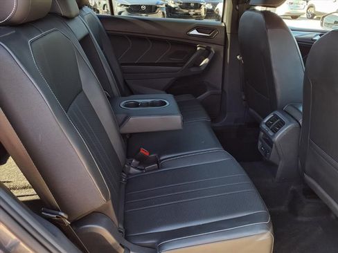Used 2022 Volkswagen Tiguan SE R-Line image 22