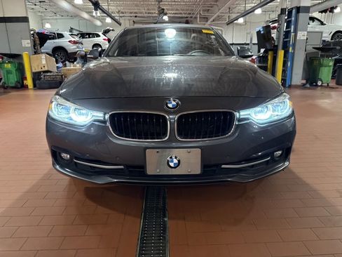 Used 2017 BMW 330i Sedan image 2