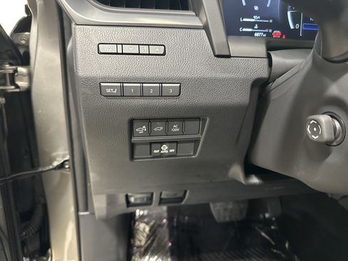 Certified 2025 Lexus GX 550 w/ Accessory Package (2T) AWD/4WD image 38