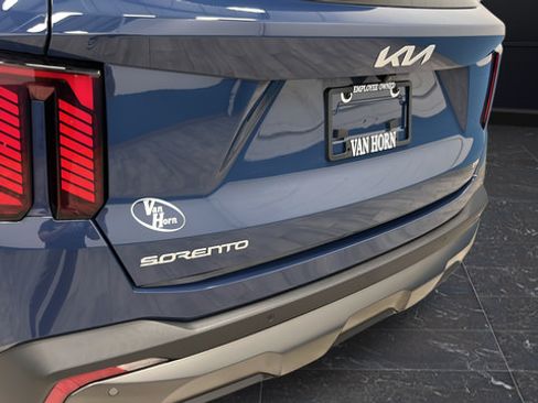 Used 2024 Kia Sorento SX AWD/4WD image 41