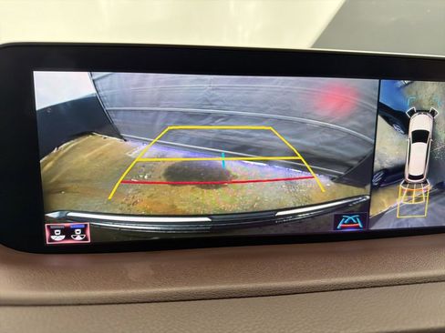 Used 2020 Lexus RX 450h AWD w/ Luxury Package image 18