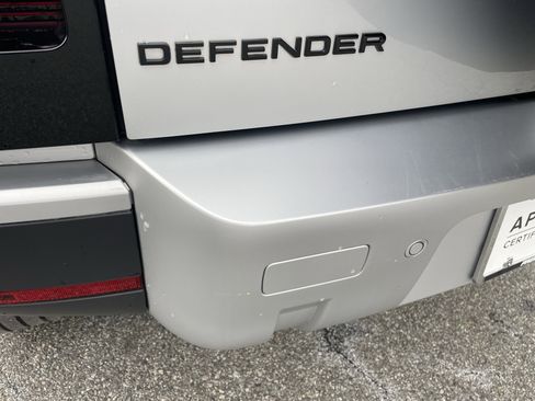 Certified 2024 Land Rover Defender 110 S image 33