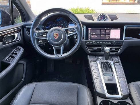 Used 2021 Porsche Macan AWD/4WD image 16