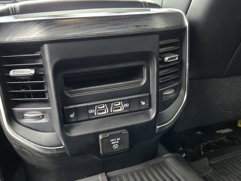 Used 2024 RAM 3500 Laramie w/ Night Edition image 22
