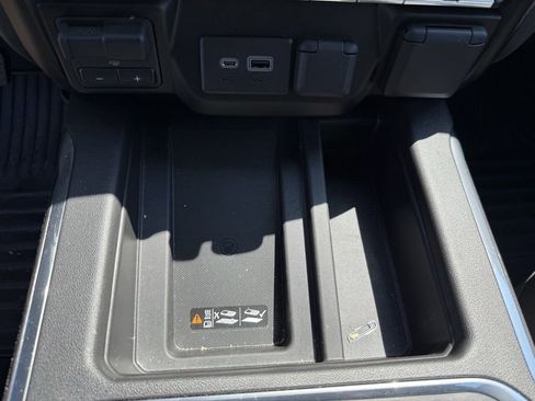 Used 2021 Chevrolet Silverado 1500 LTZ w/ Technology Package image 34