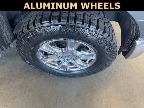 Used 2015 Ford F150 XLT w/ Equipment Group 302A Luxury image 11