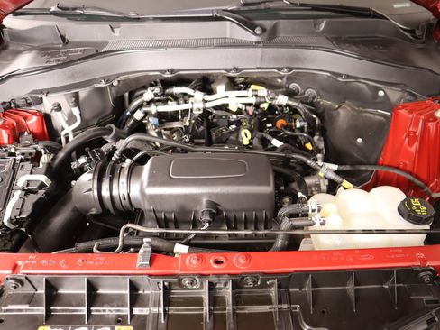 Used 2022 Ford Explorer XLT w/ Equipment Group 202A image 21