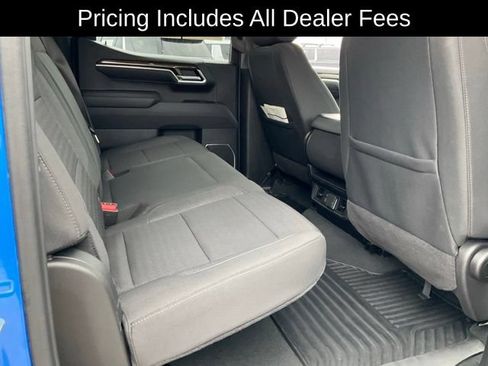 Used 2025 Chevrolet Silverado 1500 LT AWD/4WD image 18